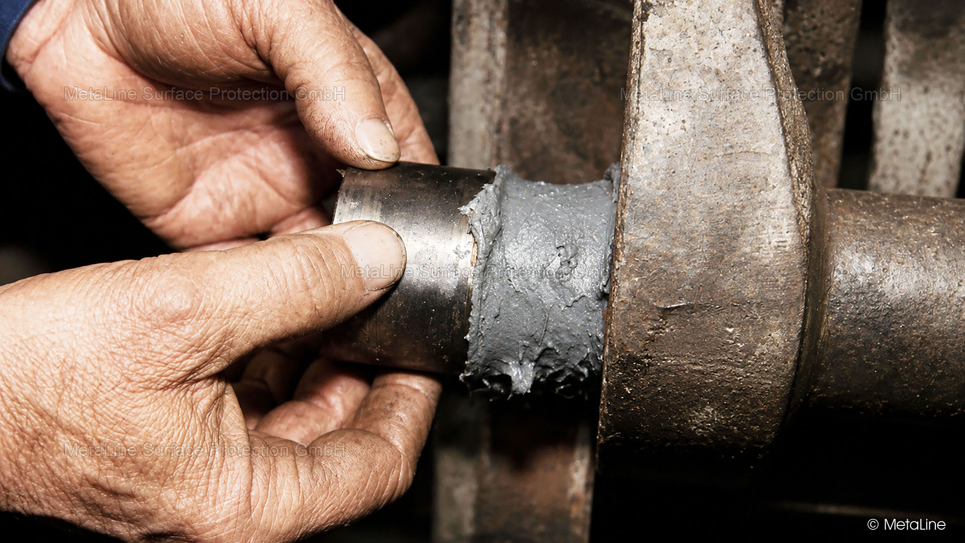 Colocação do casquilho de mancal com Cerâmica de reparação MetaLine SXL
