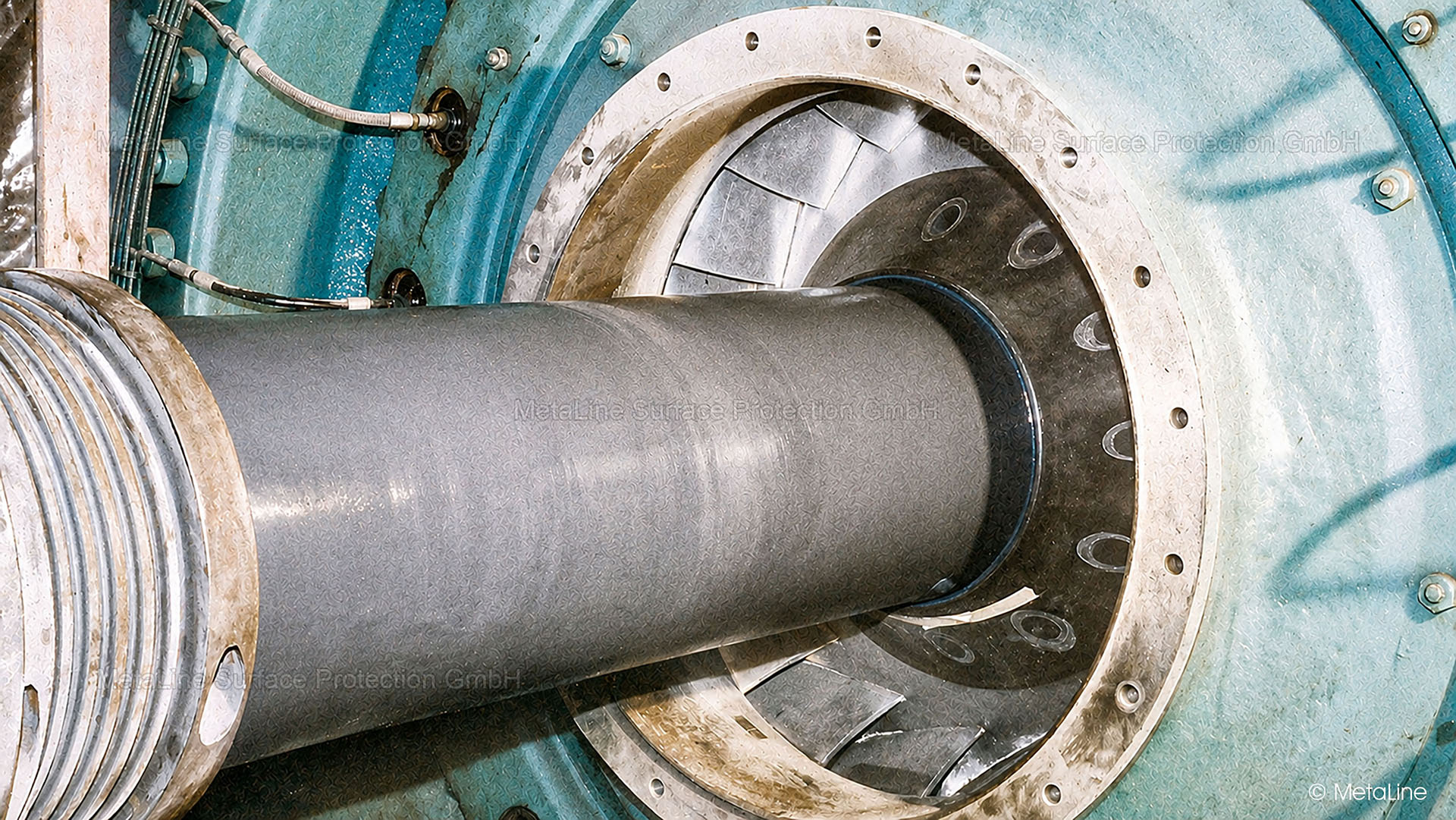 Revestimiento de protección de árbol de turbina con cerámica de reparación MetaLine KXL