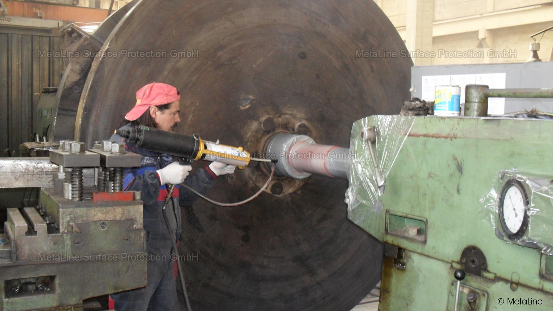 Liquid rubber lining