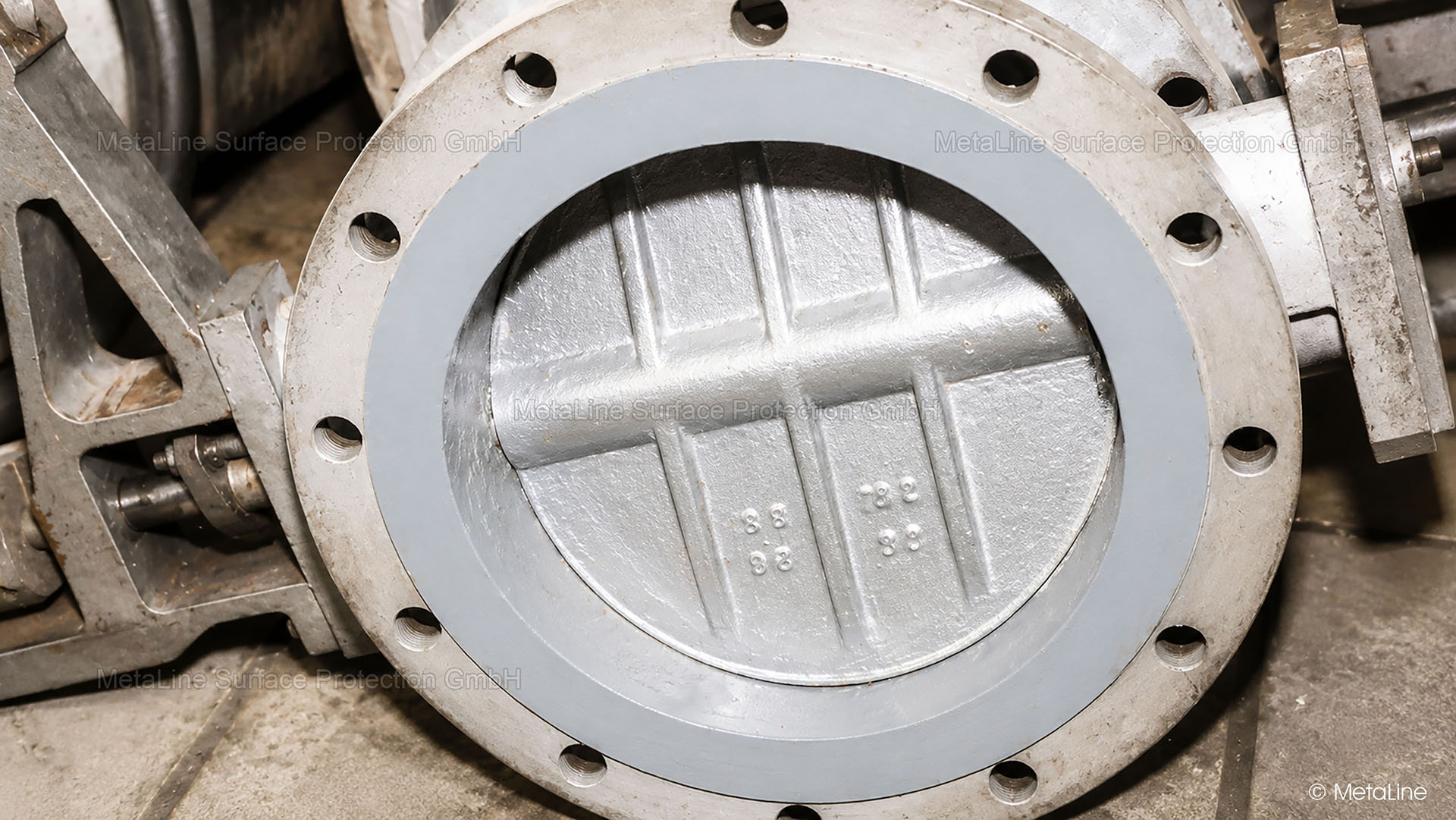Throttle coating - coated flap & housing. Further corrosion is inhibited and the good erosion resistance of MetaLine promises a significantly extended lifetime