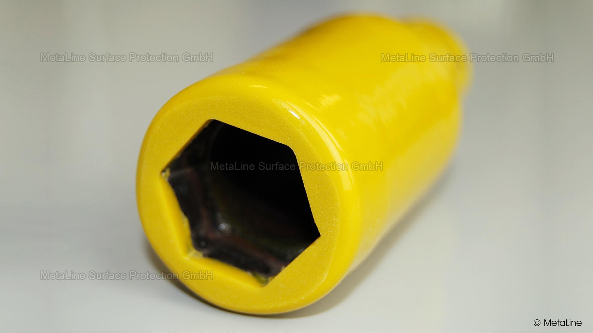 Revêtement de protection contre les chocs - Noix d'outil revêtue de 3 mm MetaLine 785 pour la protection de l'intérieur lors du montage de l'intérieur d'une voiture