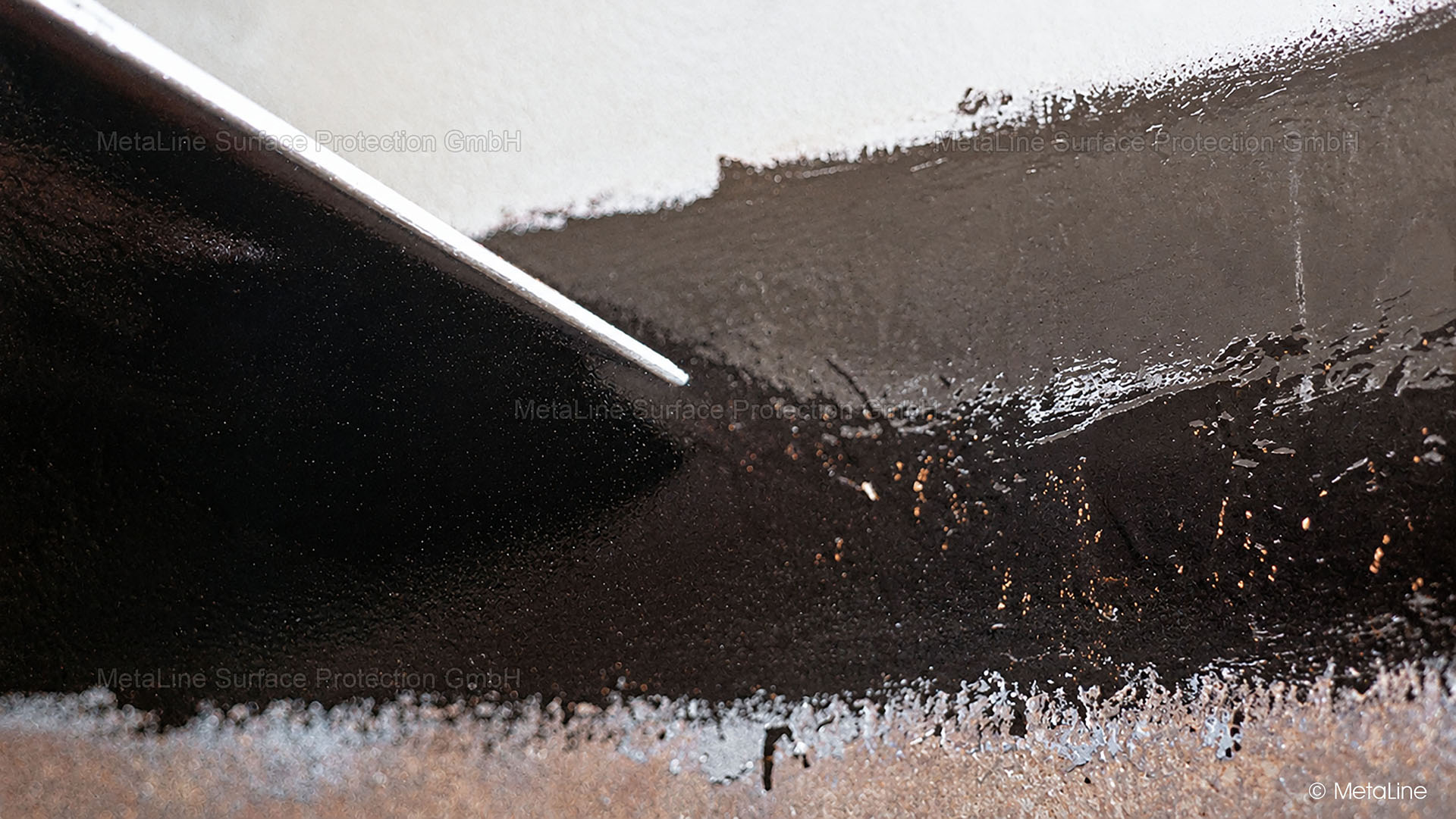 Turbine protective coating - subsequently, the entire repair area was additionally coated with brushable MetaLine repair ceramic KXL