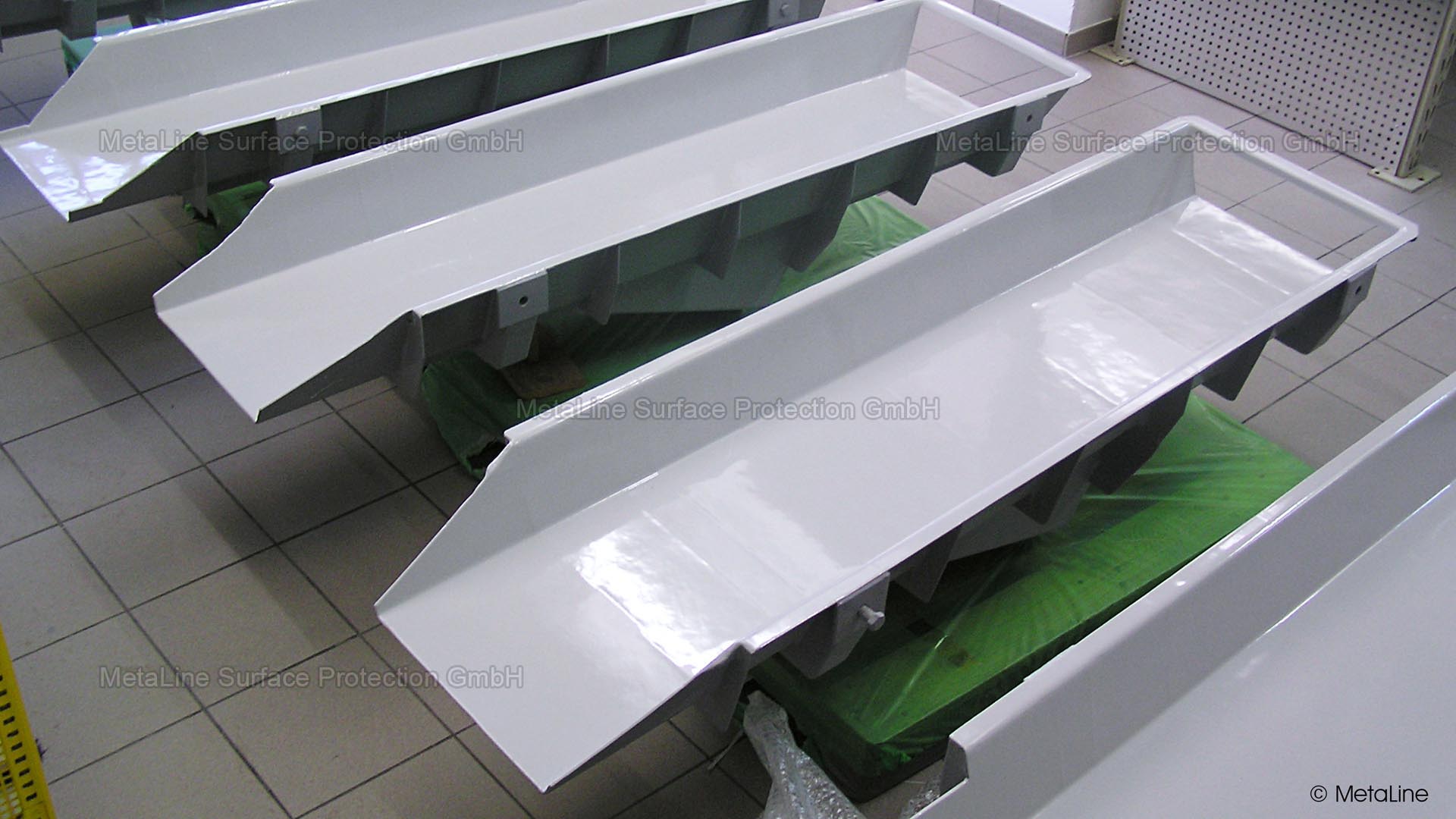 Rivestimento interno di alimentatori