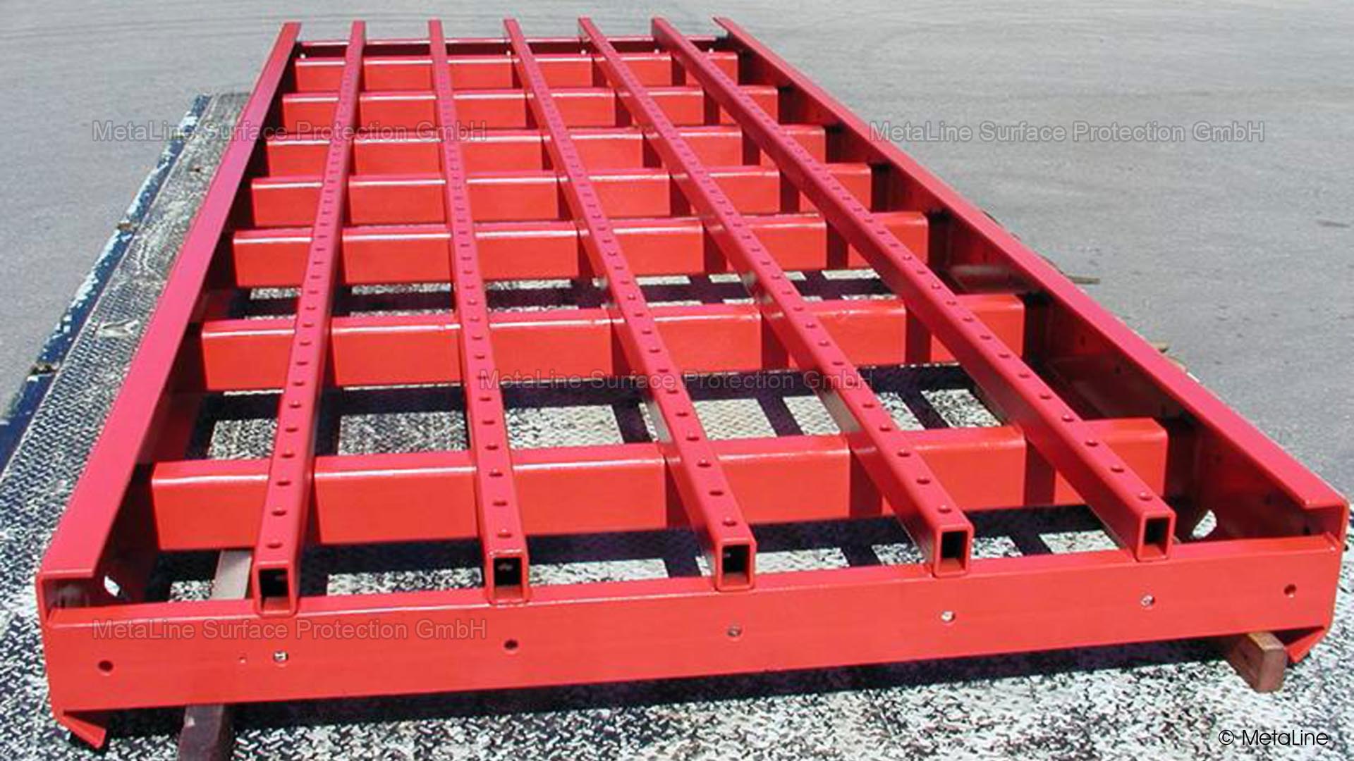 Mould coating - MetaLine 795 develops durable non-stick properties and tends to demould more easily and quickly than hard, inflexible surfaces due to its soft, yielding behavior