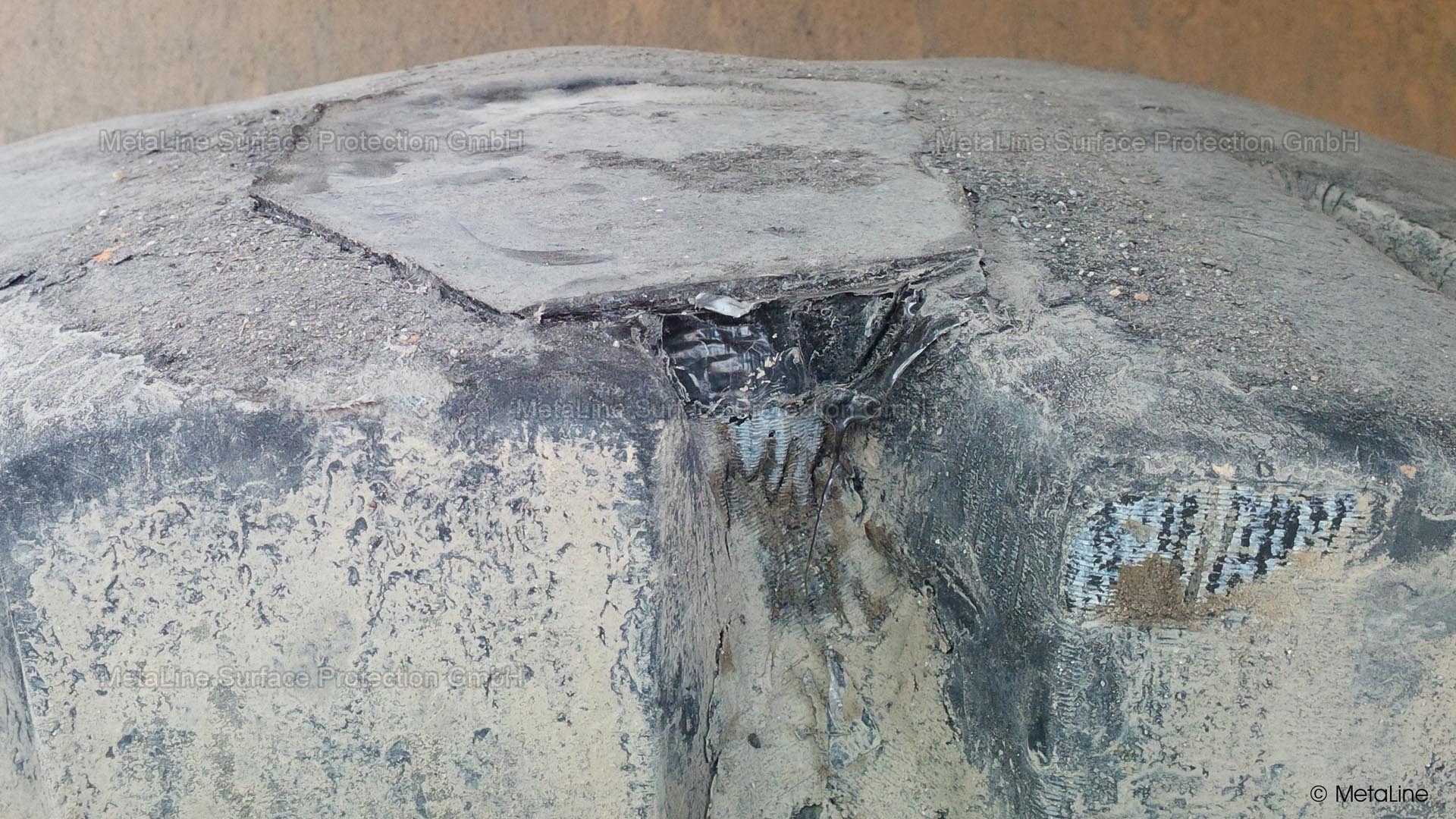 Repairing a solid tire - Do you have questions about this image or this application? Simply take a screen shot and send it to us by email. We will get back to you - we promise!