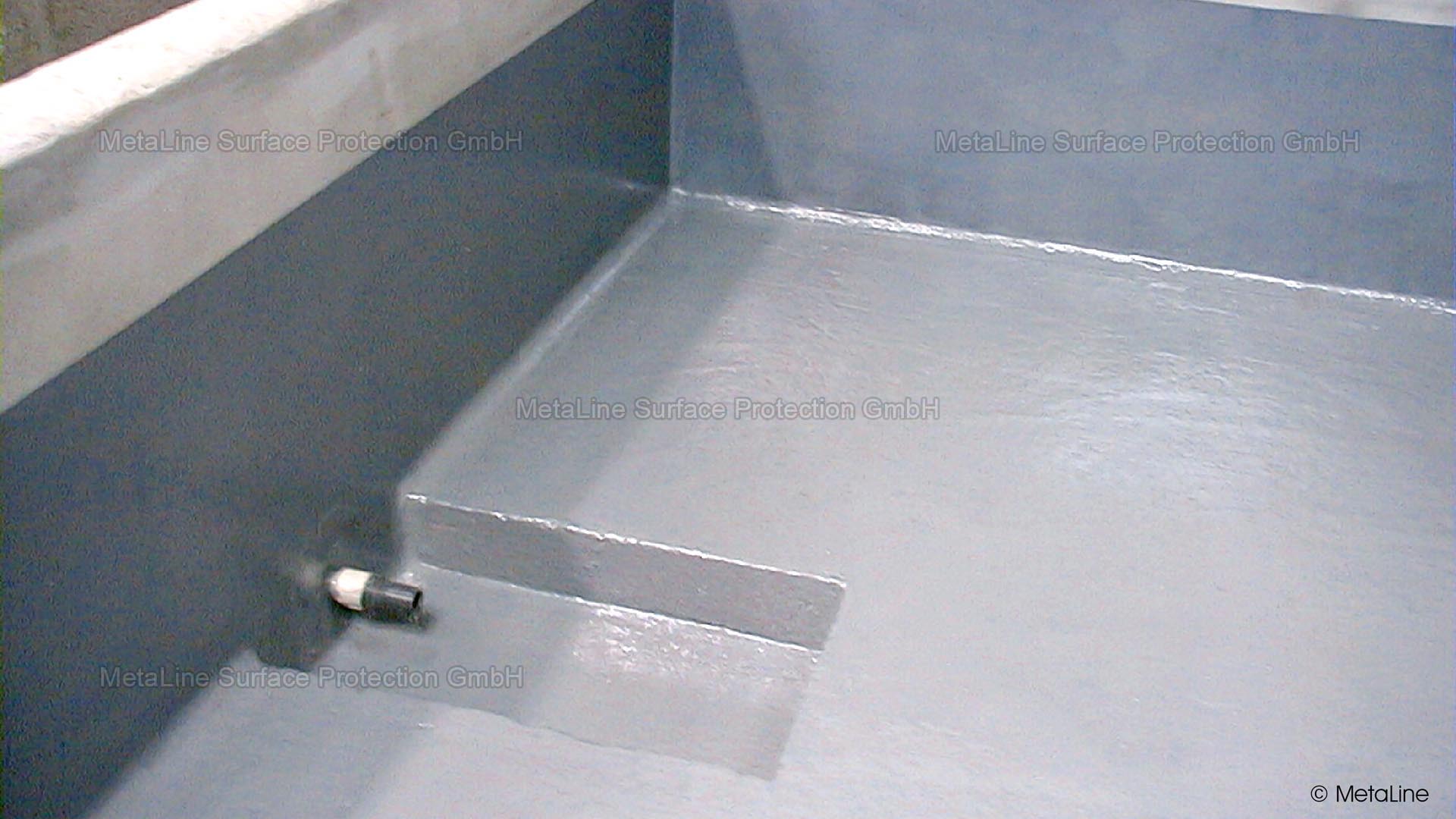 Um tanque de neutralização, revestido com MetaLine 100 XTM